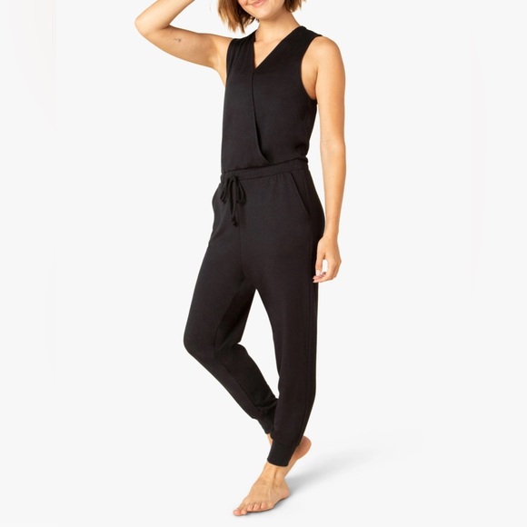 Beyond Yoga Easy Gather Midi Jumpsuit Black Activewear Casual Women’s Small - Picture 1 of 14
